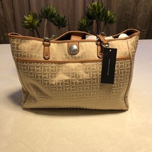 Tommy Hilfiger Signature brown, cream and tan tote